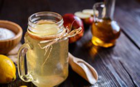 6 công thức nước uống với giấm táo giúp da đẹp, dáng thon